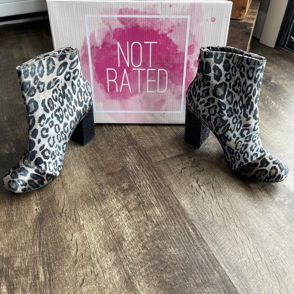 Not Rated NWB animal print velvet bootie with glitter heel size 8.5. - Picture 4 of 13